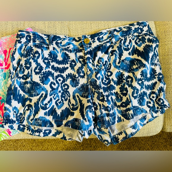 UIGC Lilly Pulitzer shorts size 16 - Picture 3 of 7
